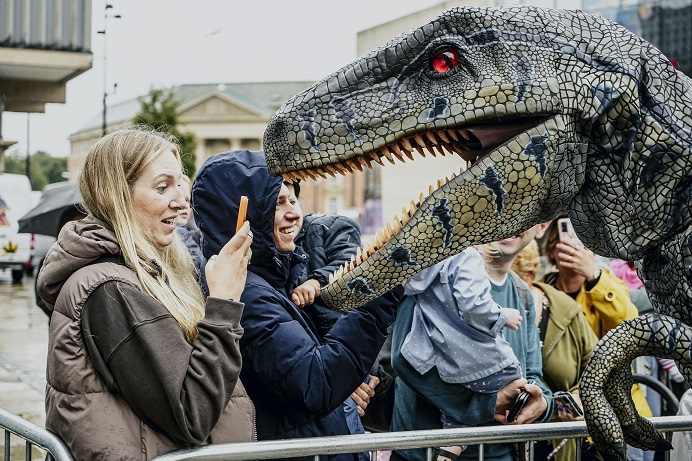 A Jurassic Day Out In Cathedral Quarter 🦖 🦕 - Derby Days Out